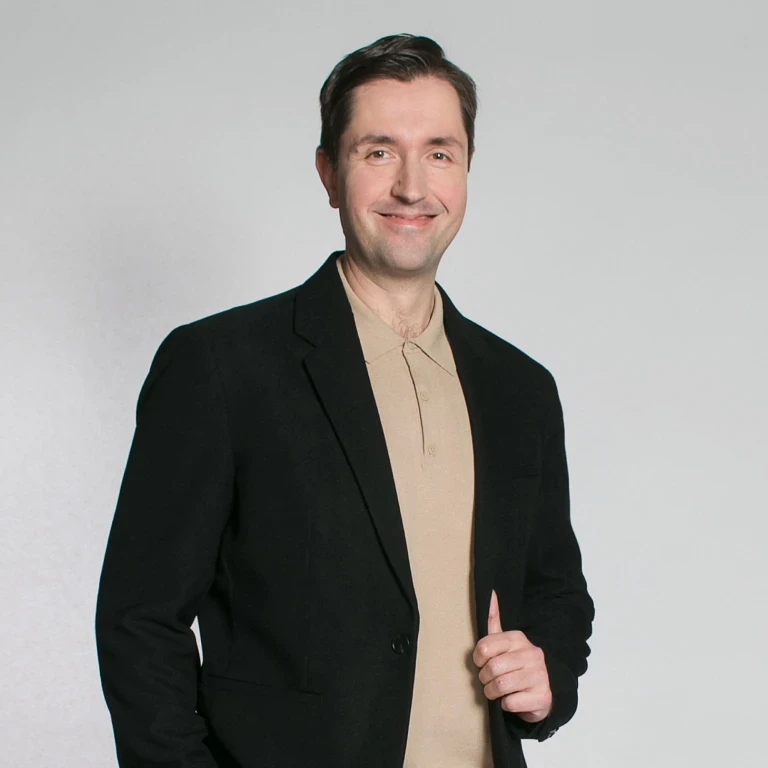 Presenter cover image
